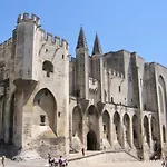 Gite AVIGNON BOUGAINVILLIER